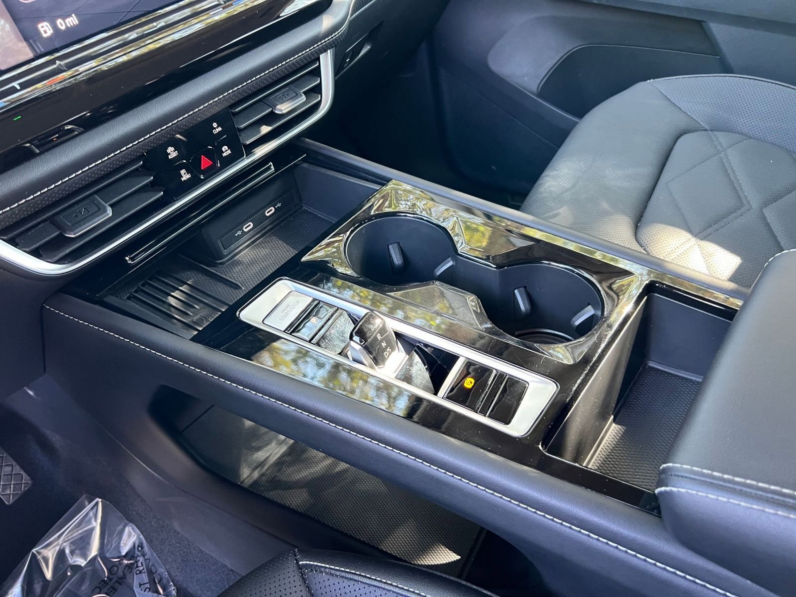 Thumbnail: 2025 Volkswagen Atlas - 35