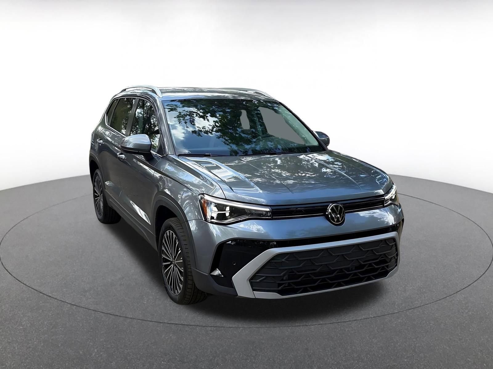 Thumbnail: 2025 Volkswagen Taos - 1