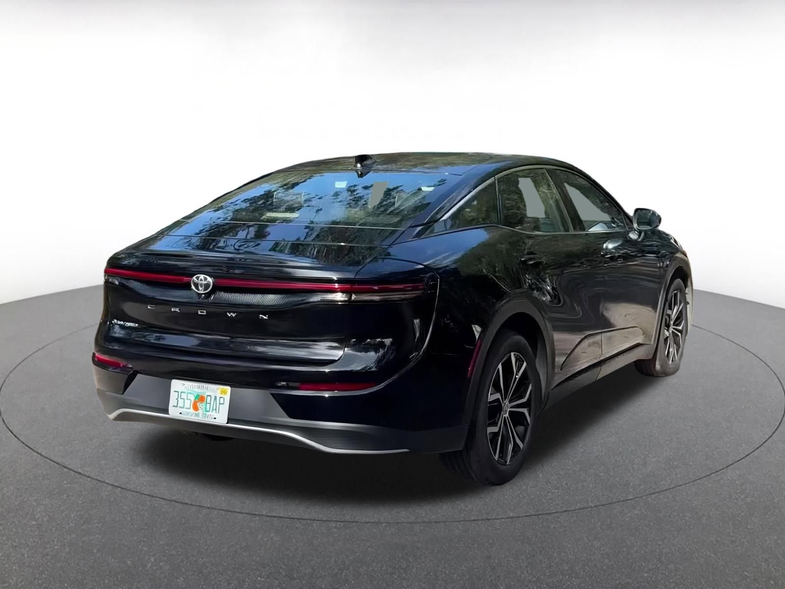 Thumbnail: 2025 Toyota Crown - 14