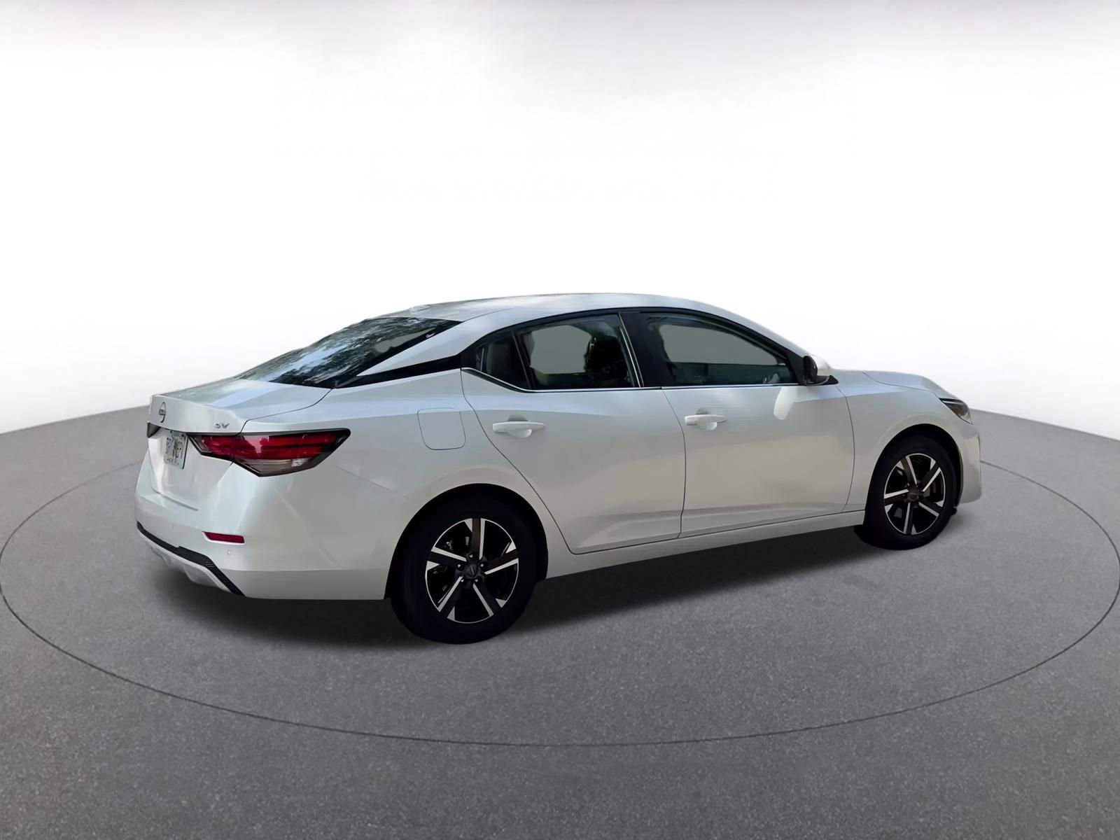 Thumbnail: 2024 Nissan Sentra - 14