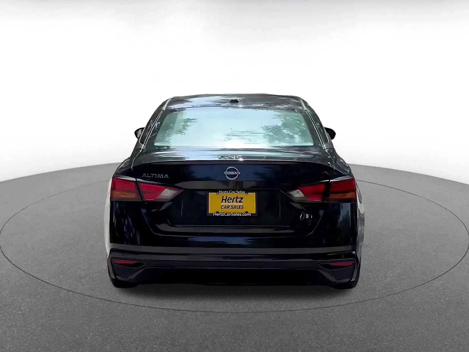 Thumbnail: 2025 Nissan Altima - 12