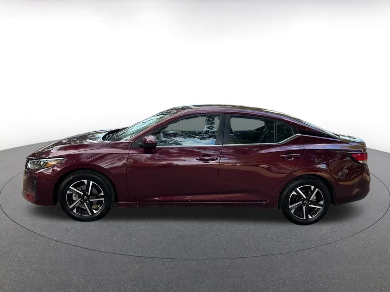 Thumbnail: 2025 Nissan Sentra - 9