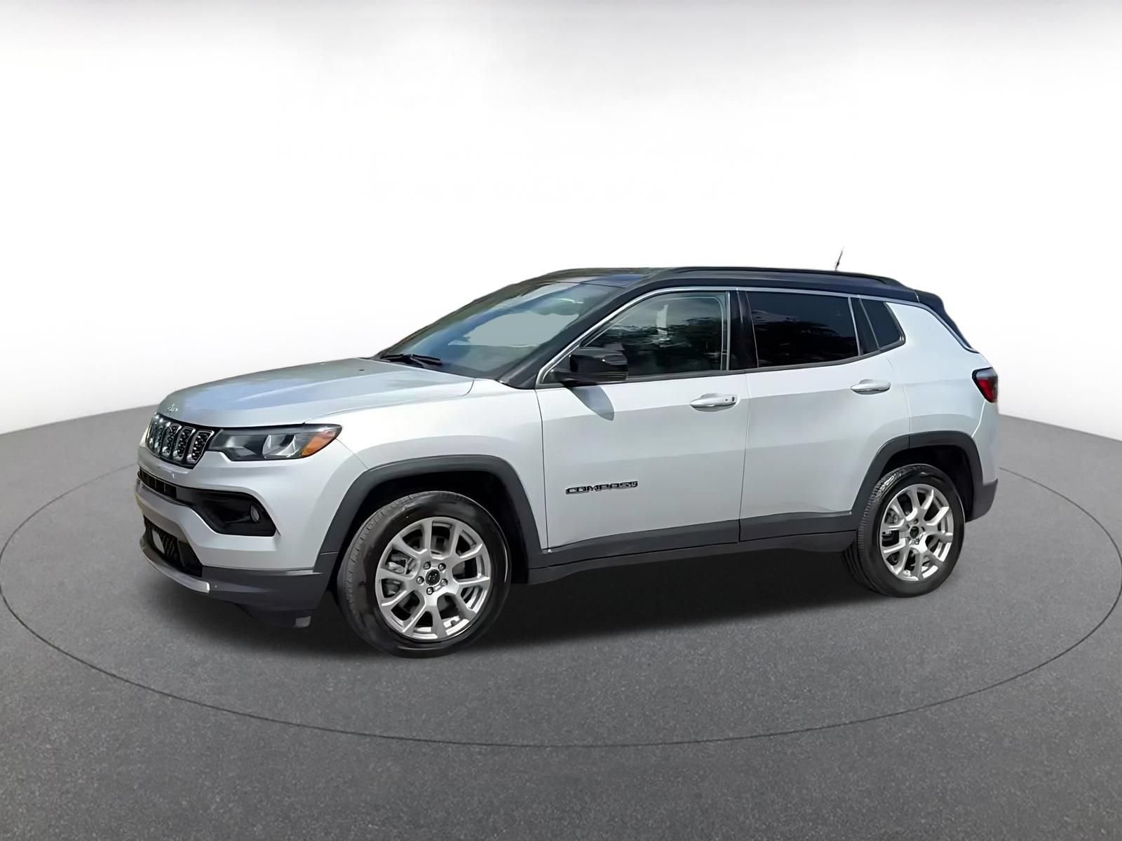 Thumbnail: 2025 Jeep Compass - 8