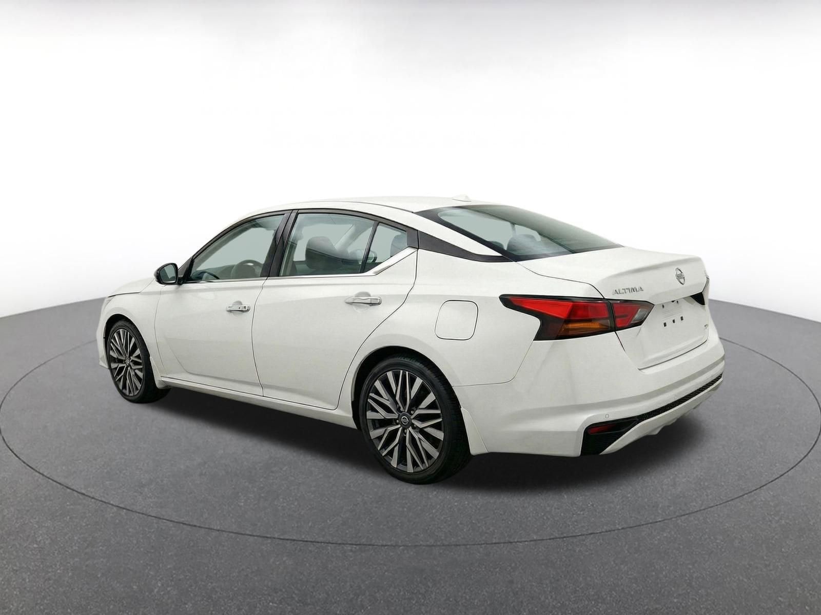 Thumbnail: 2025 Nissan Altima - 7