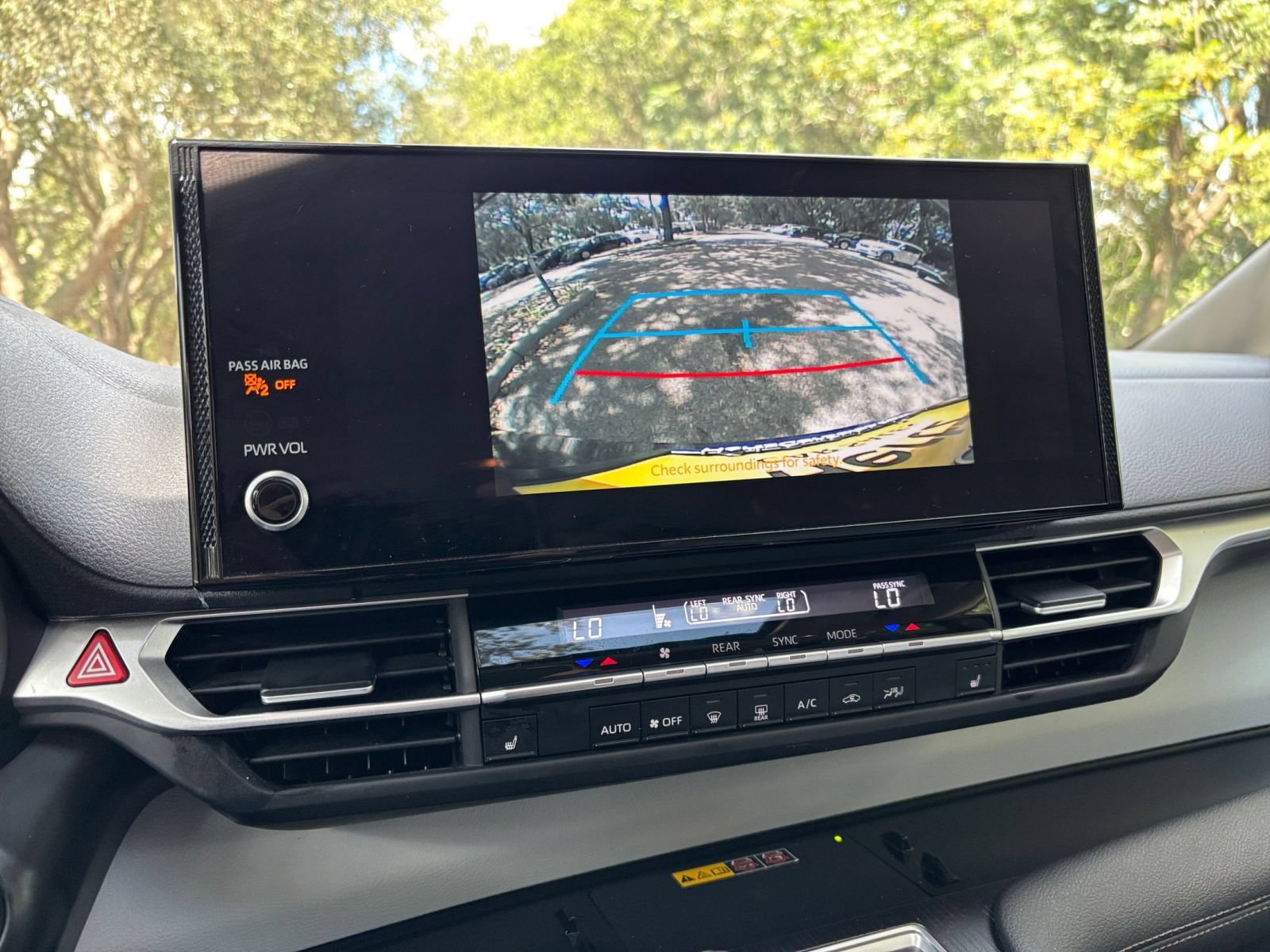 Thumbnail: 2025 Toyota Sienna - 16