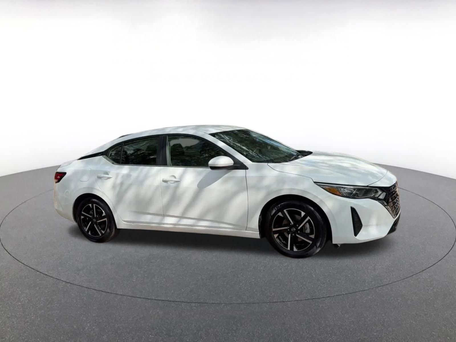 Thumbnail: 2025 Nissan Sentra - 2
