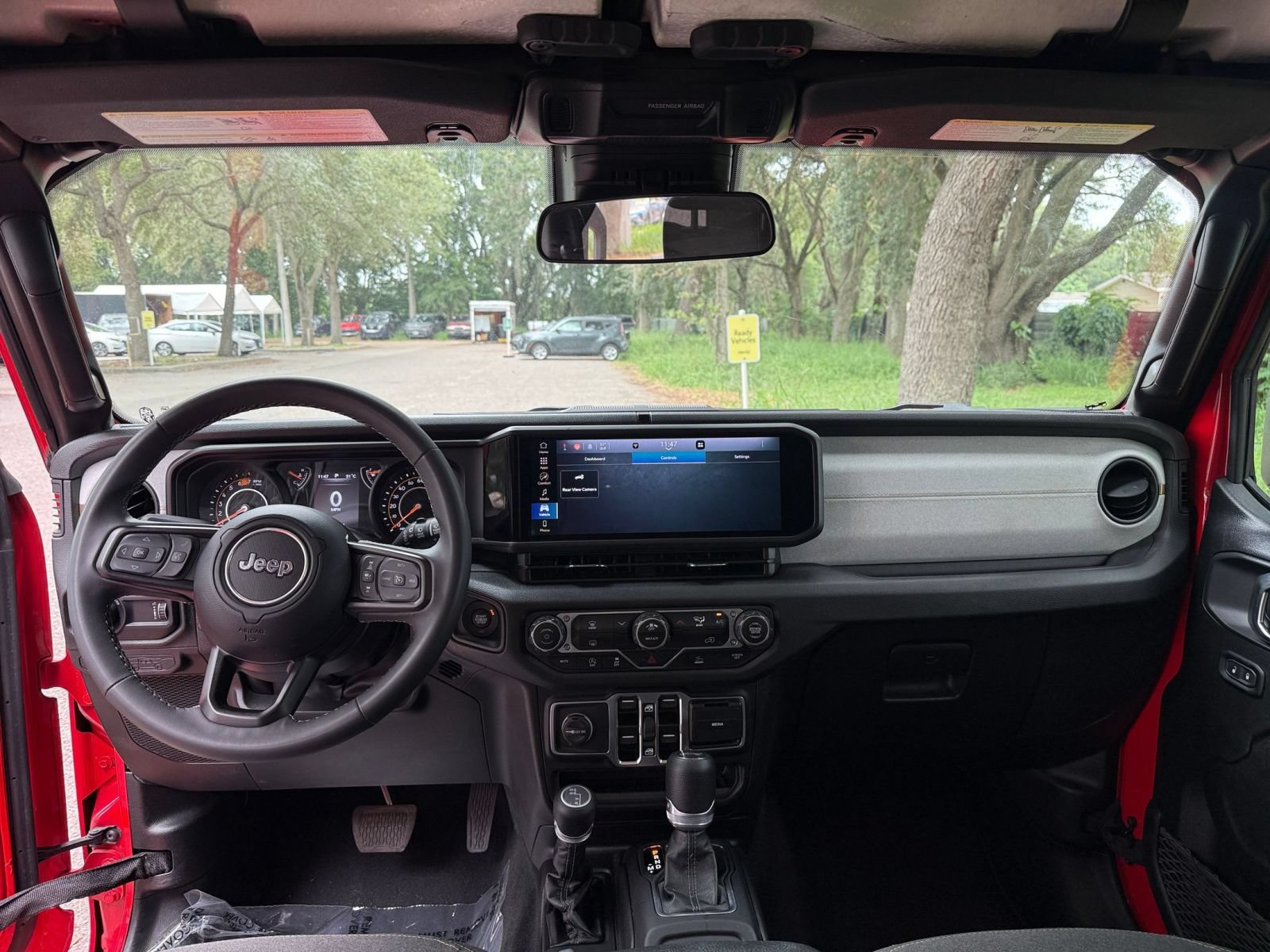 Thumbnail: 2025 Jeep Wrangler - 31