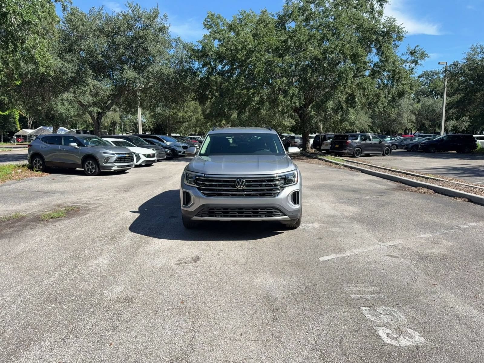 Thumbnail: 2026 Volkswagen Atlas - 4