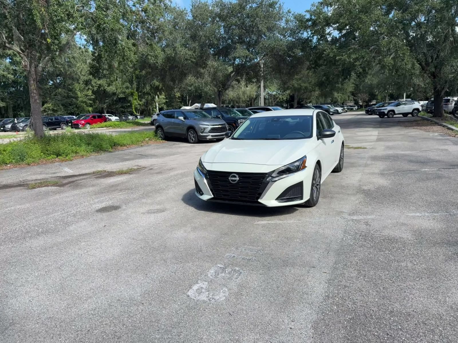 Thumbnail: 2025 Nissan Altima - 6