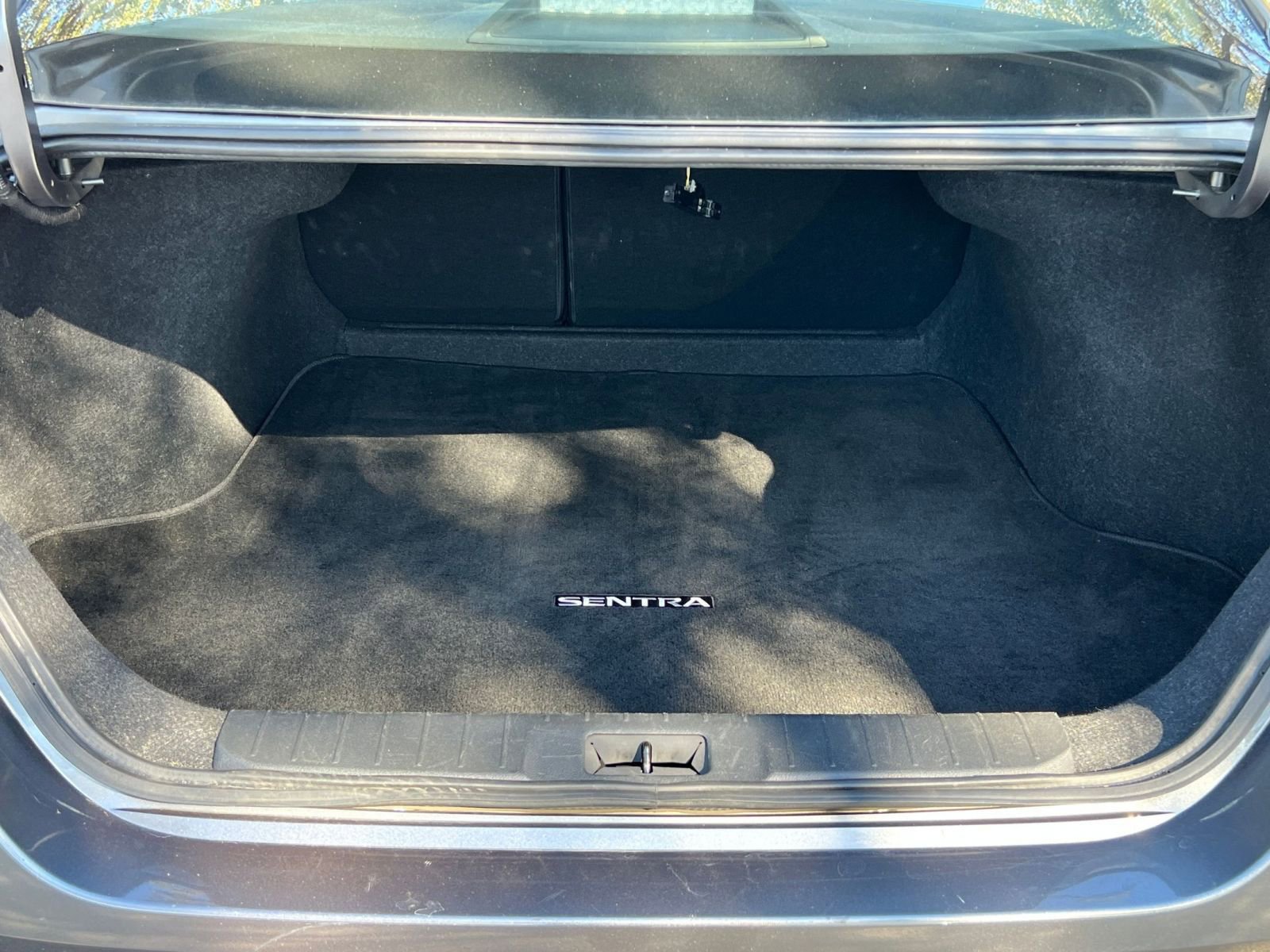 Thumbnail: 2025 Nissan Sentra - 27