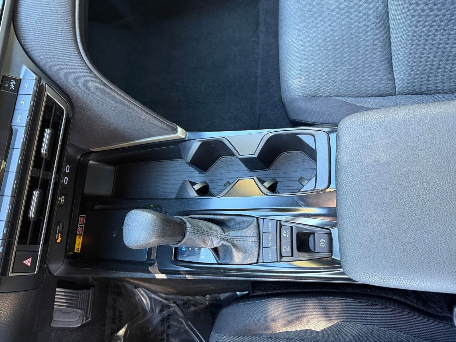 Thumbnail: 2025 Toyota Camry - 35