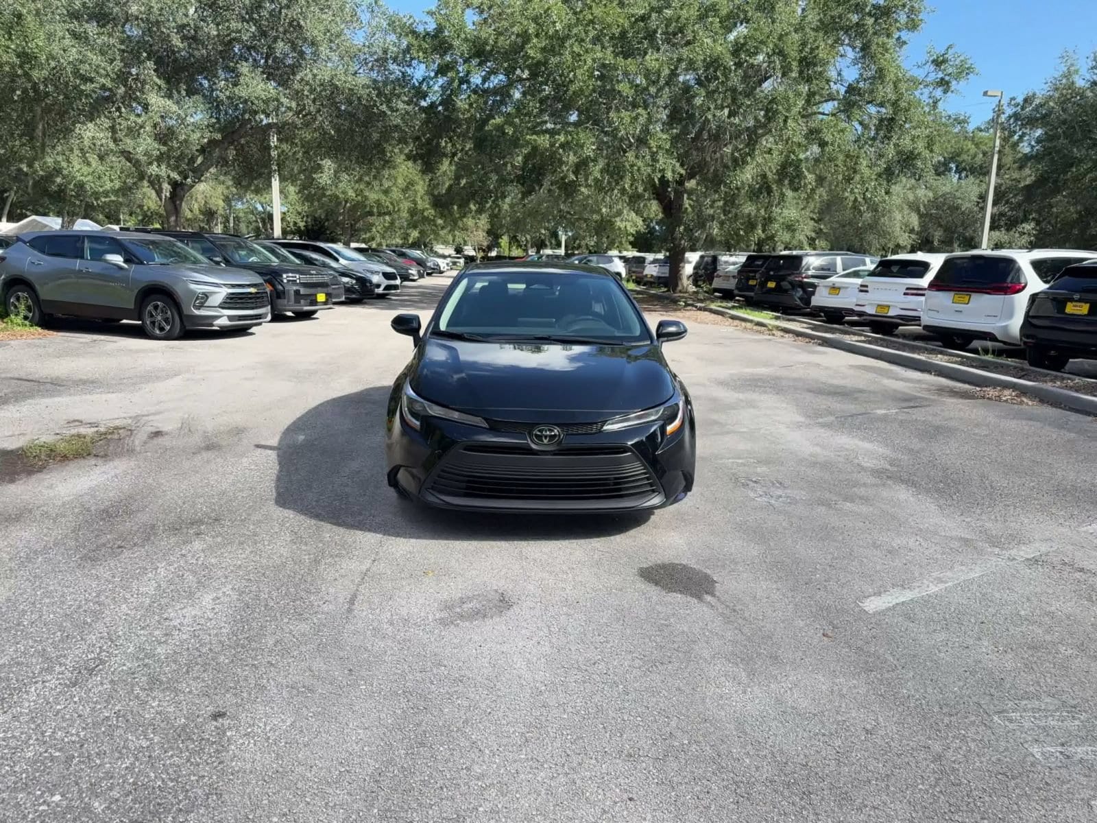 Thumbnail: 2025 Toyota Corolla - 4