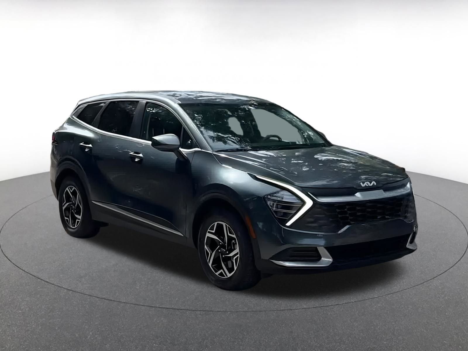 Thumbnail: 2024 Kia Sportage - 3