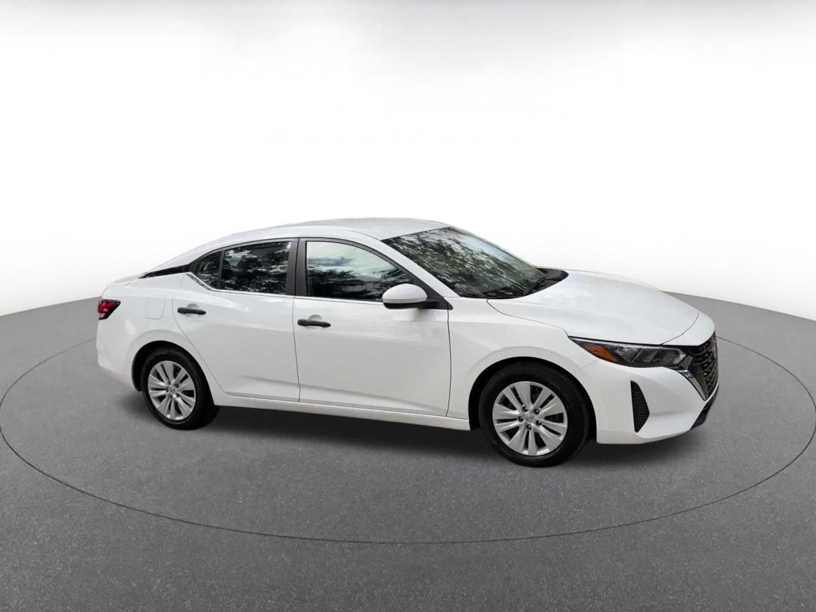 Thumbnail: 2025 Nissan Sentra - 2