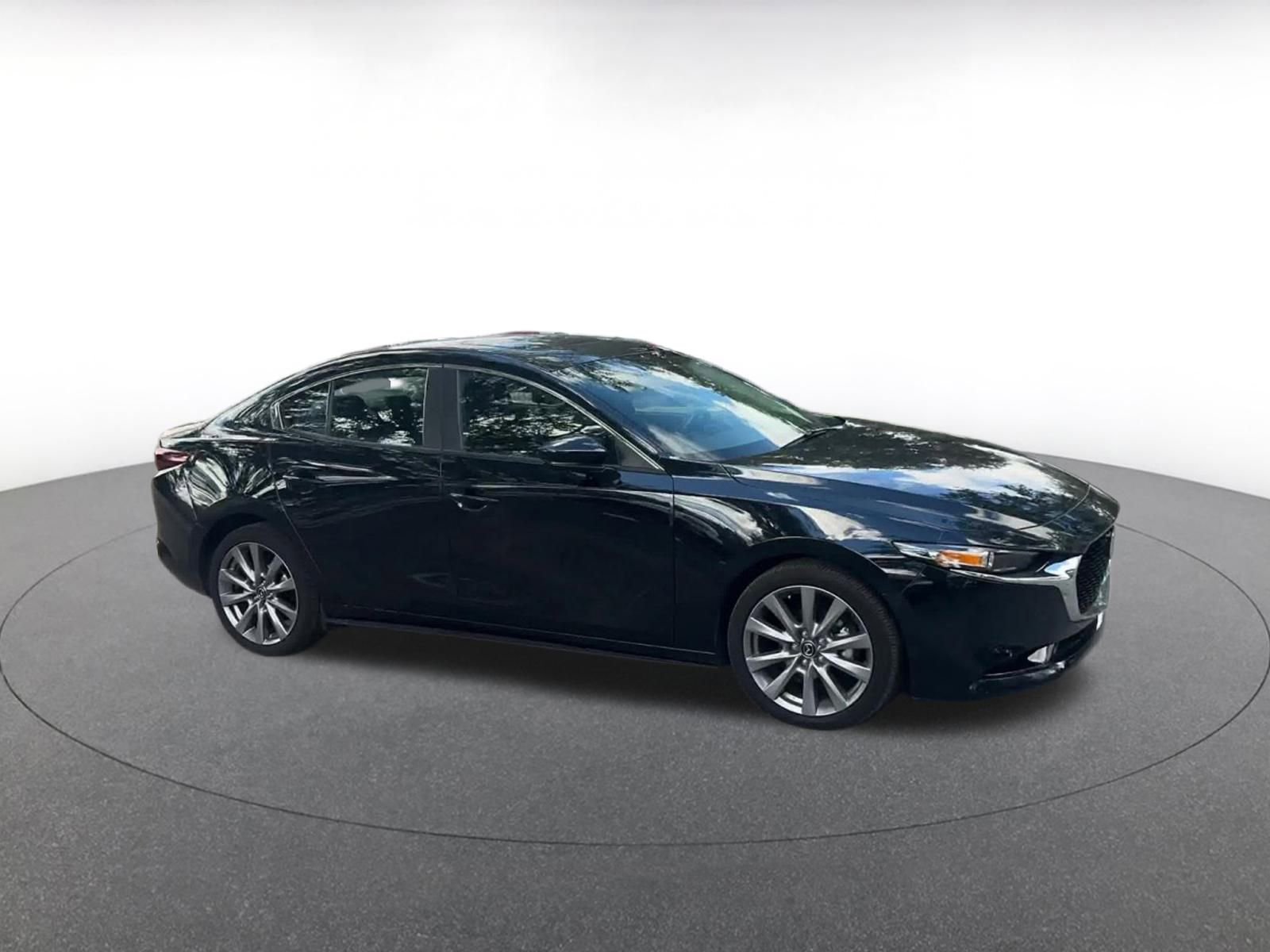 Thumbnail: 2025 Mazda Mazda3 - 2