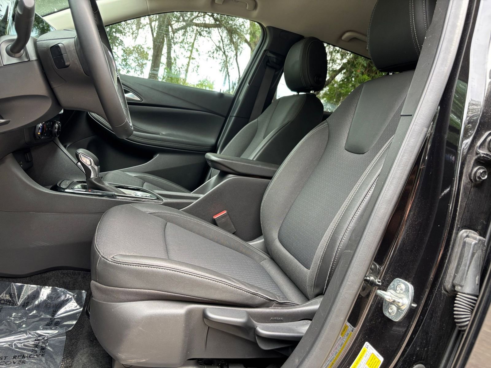 Thumbnail: 2025 Buick Encore GX - 25