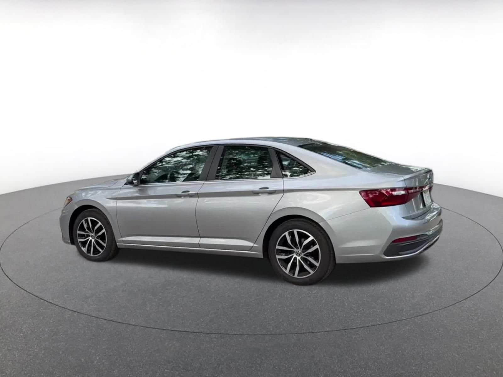 Thumbnail: 2025 Volkswagen Jetta - 10