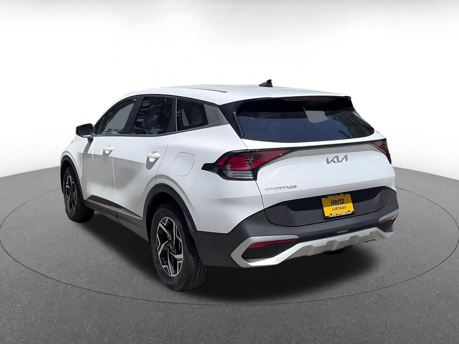 Thumbnail: 2025 Kia Sportage - 9
