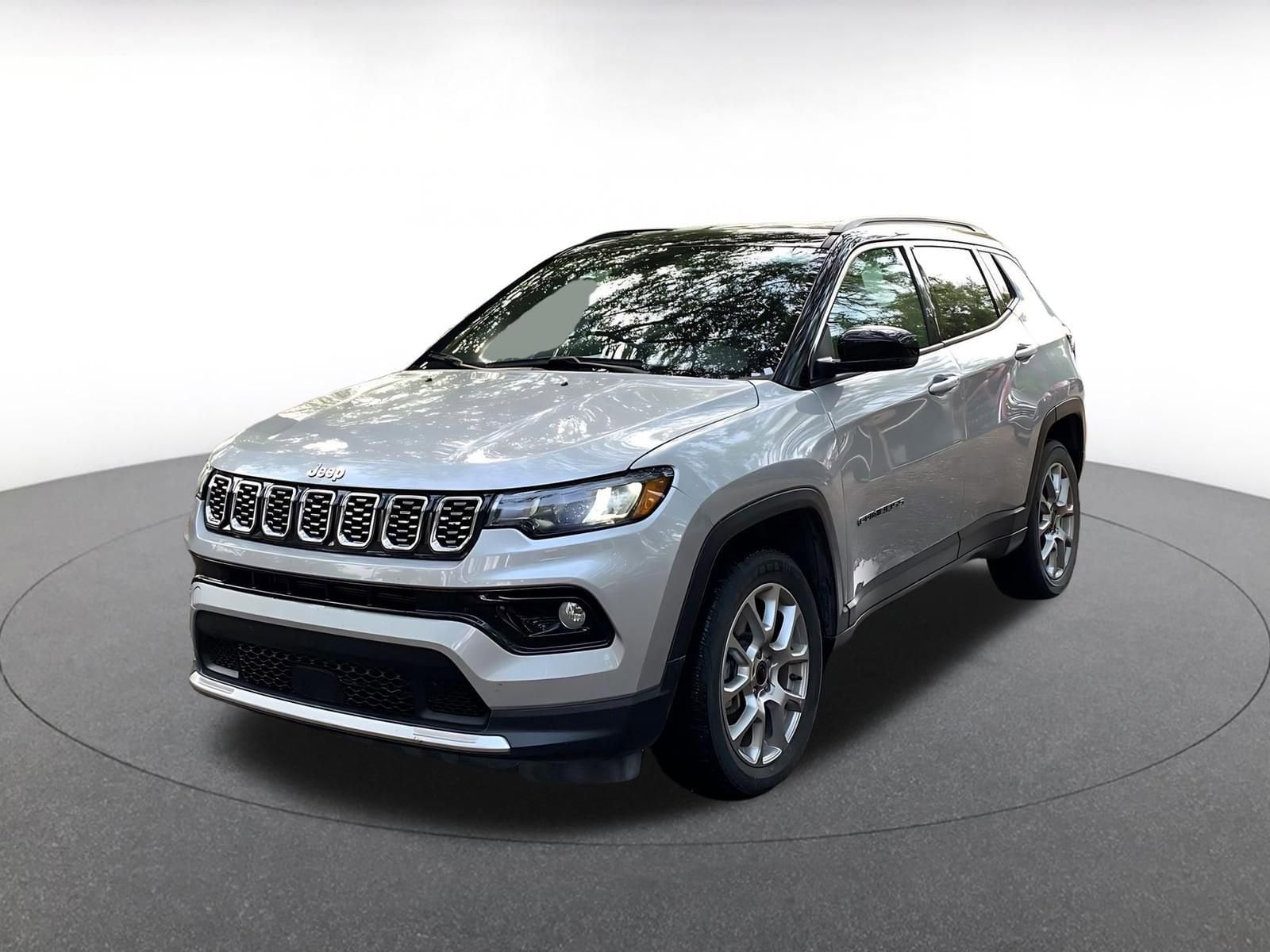 Thumbnail: 2025 Jeep Compass - 3