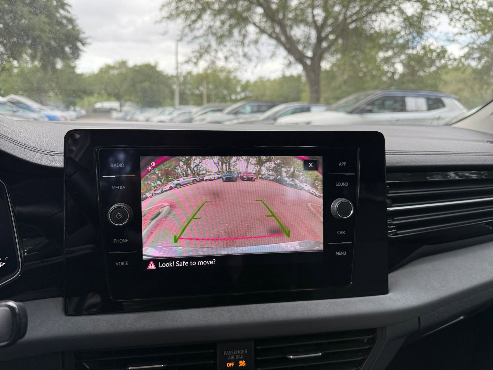 Thumbnail: 2025 Volkswagen Jetta - 21