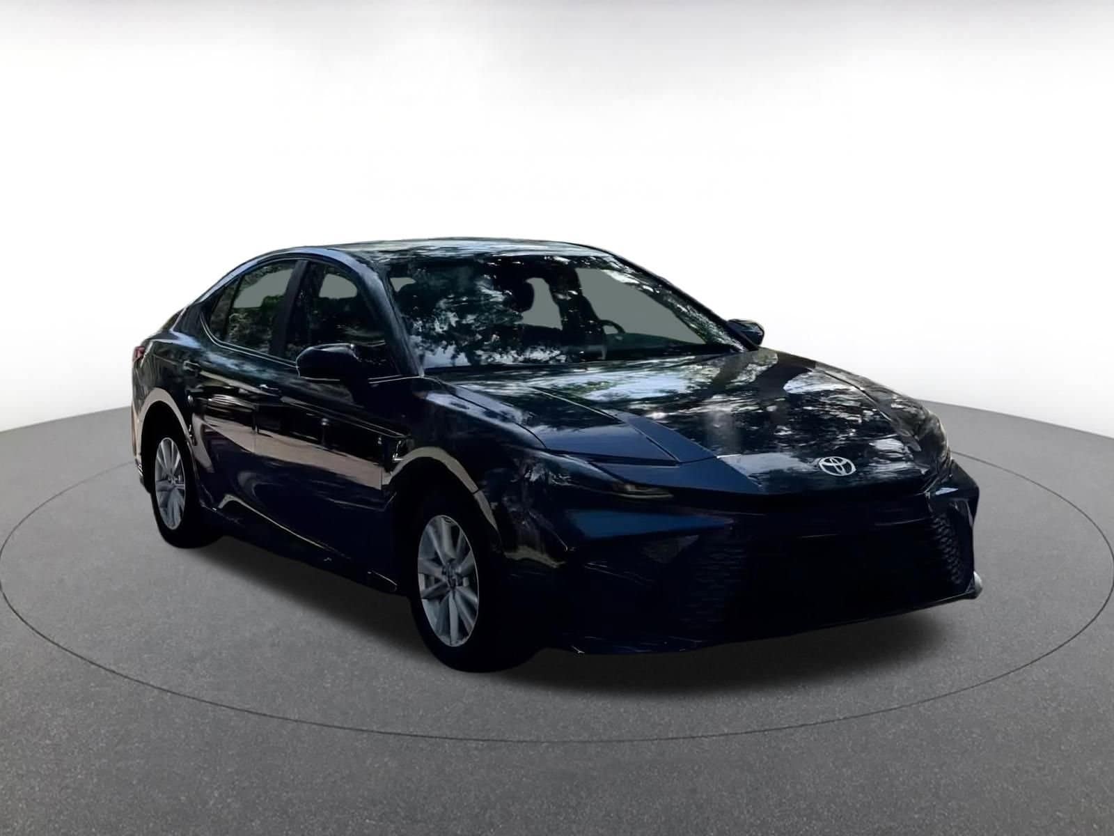 Thumbnail: 2025 Toyota Camry - 3