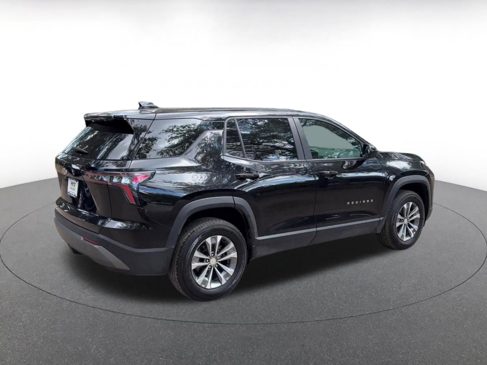 Thumbnail: 2025 Chevrolet Equinox - 15