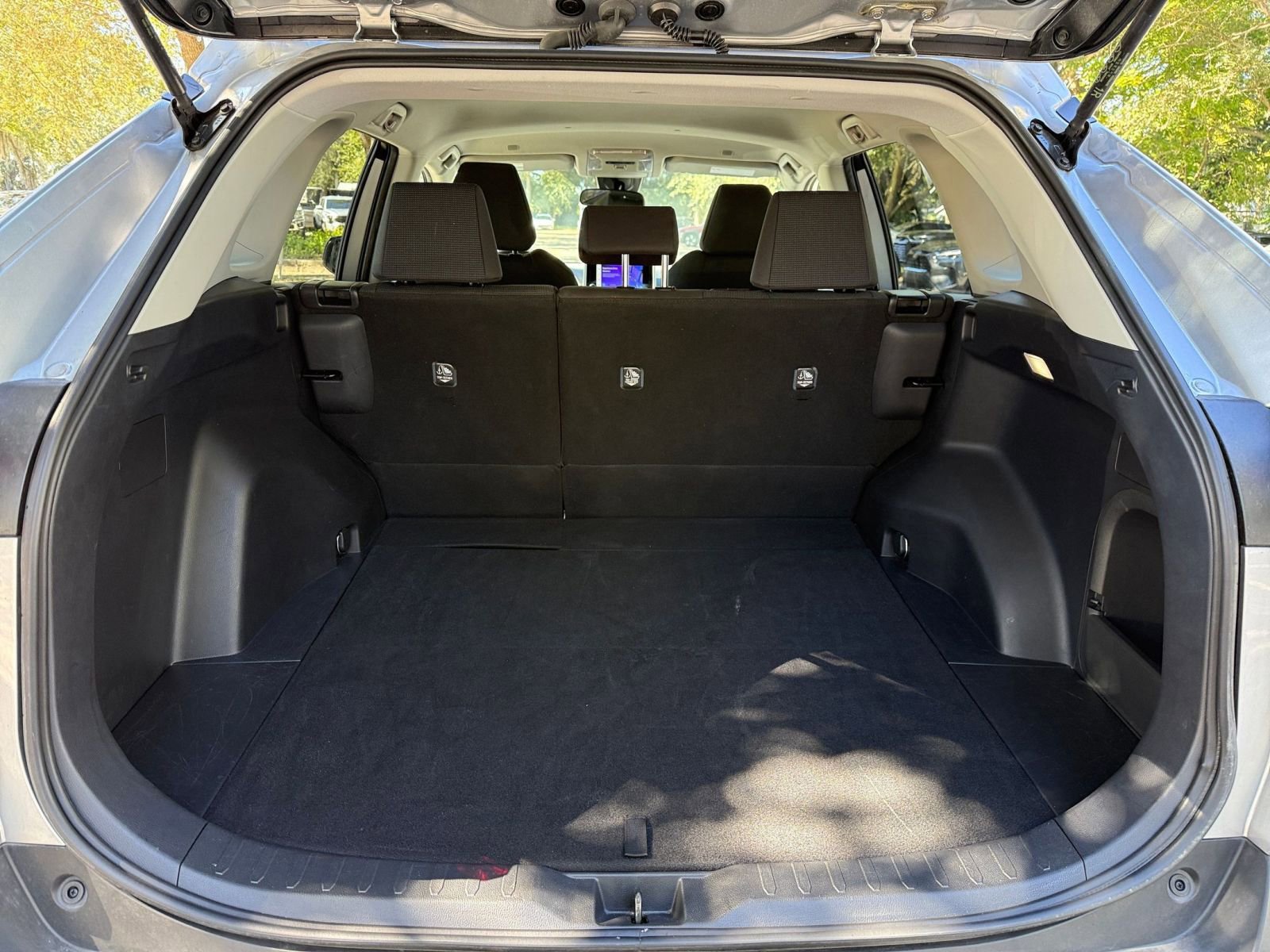 Thumbnail: 2025 Toyota RAV4 - 24