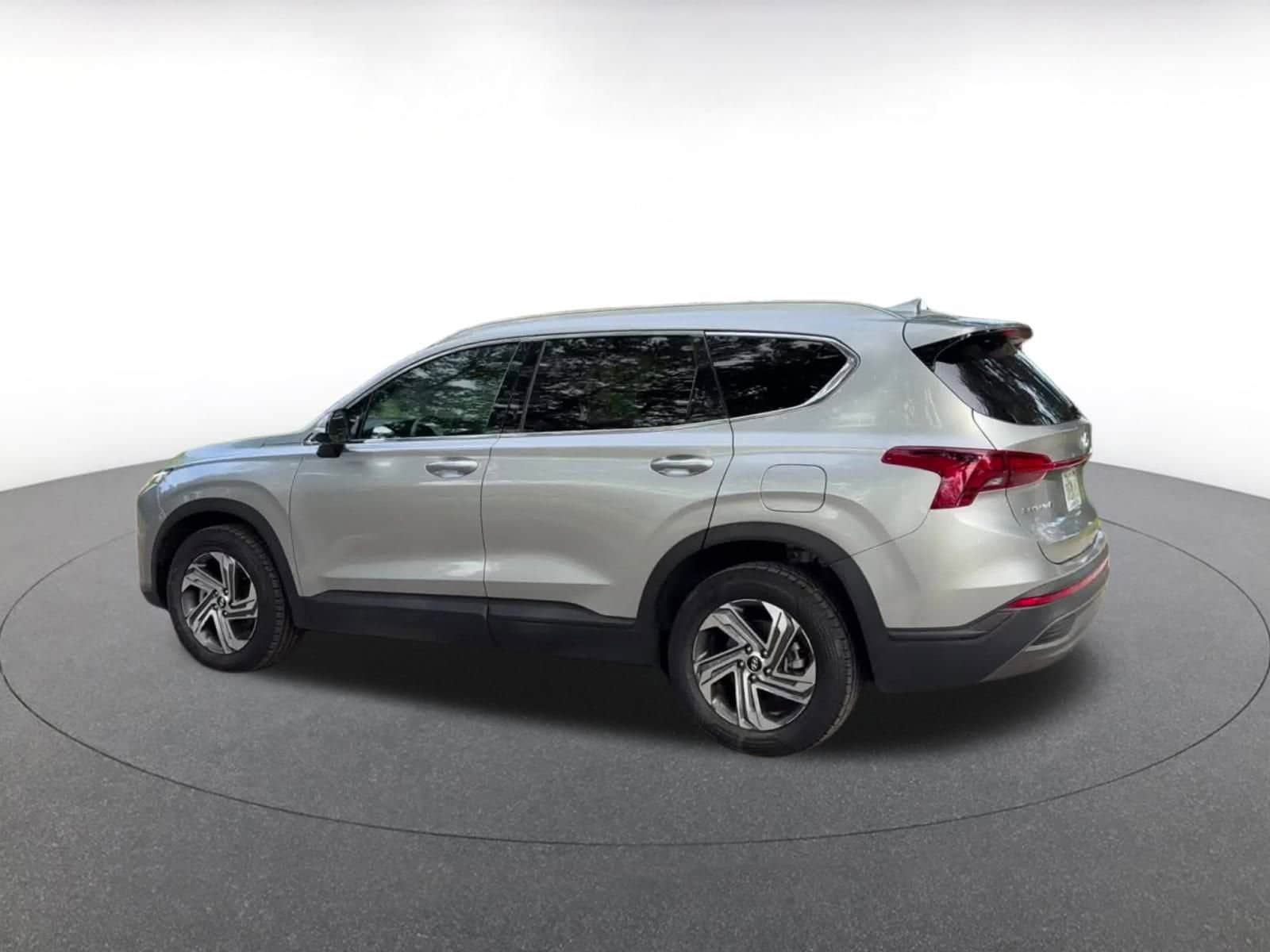 Thumbnail: 2023 Hyundai Santa Fe - 10
