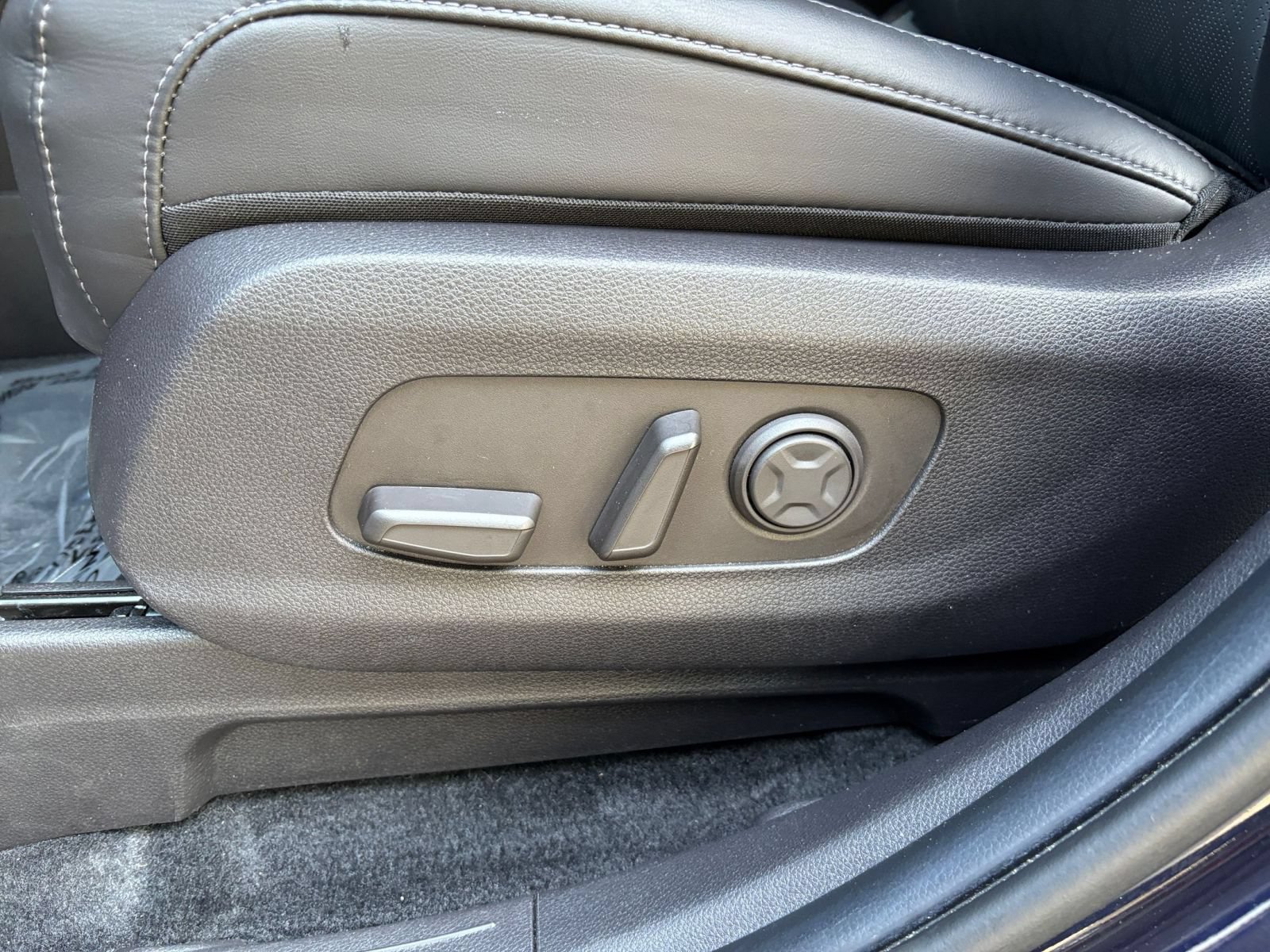 Thumbnail: 2026 Kia Carnival - 23