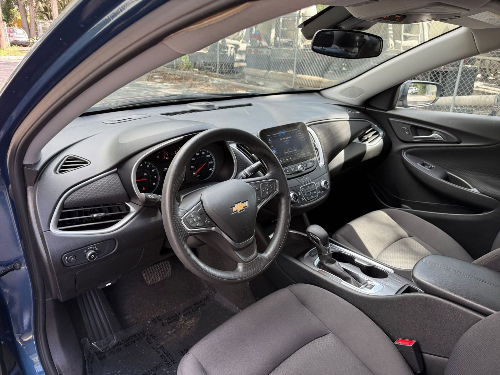 Thumbnail: 2024 Chevrolet Malibu - 28