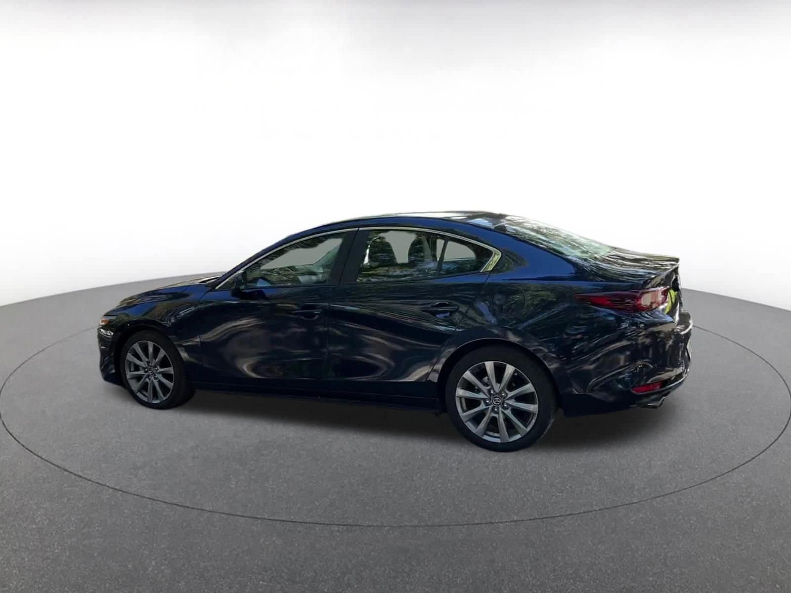 Thumbnail: 2025 Mazda Mazda3 - 10