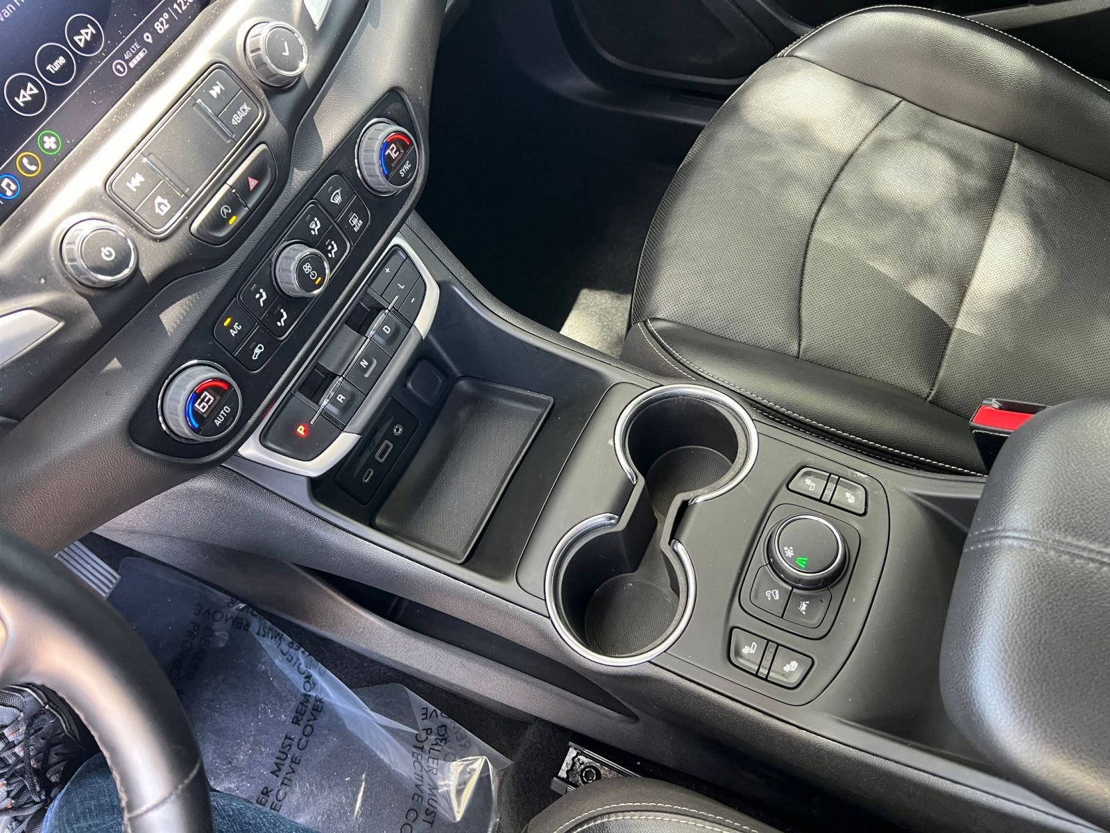Thumbnail: 2023 GMC Terrain - 35