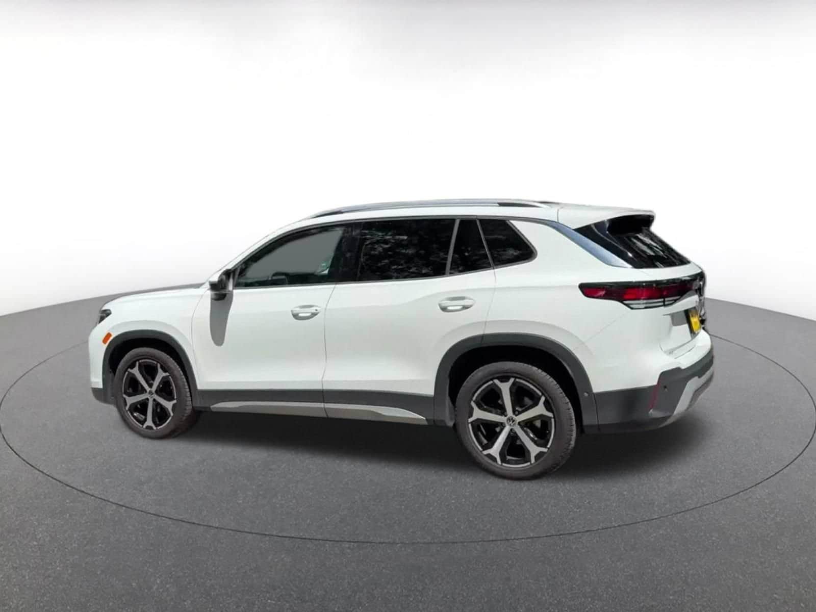 Thumbnail: 2026 Volkswagen Tiguan - 10