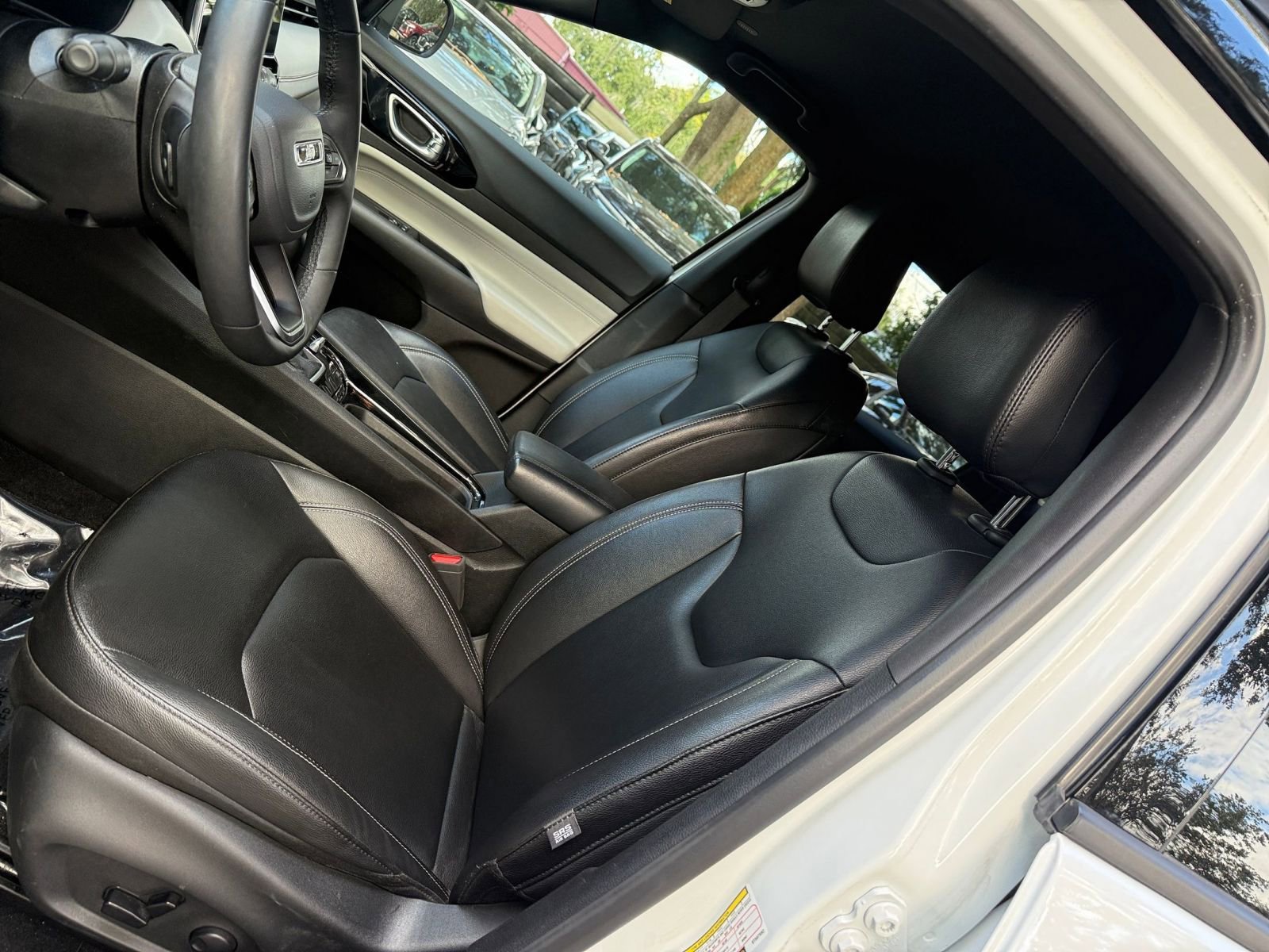 Thumbnail: 2025 Jeep Compass - 21