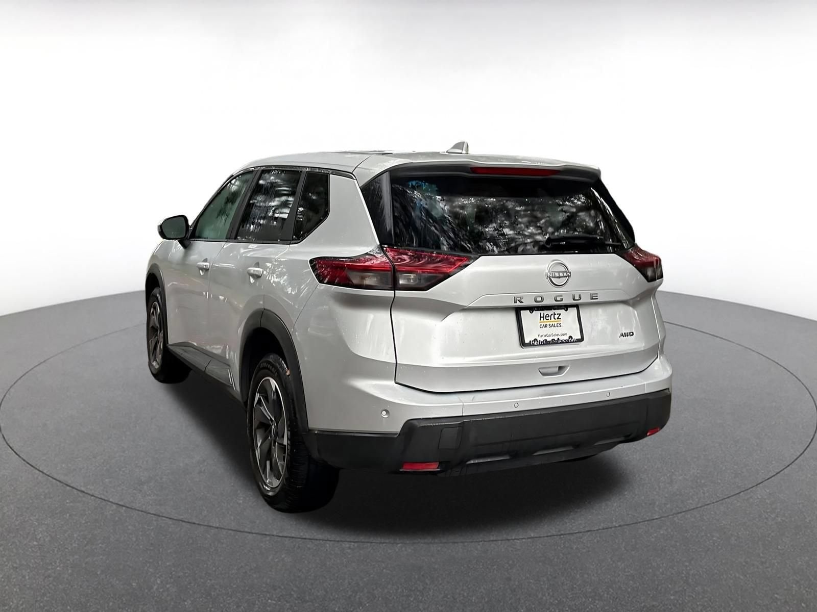 Thumbnail: 2025 Nissan Rogue - 5