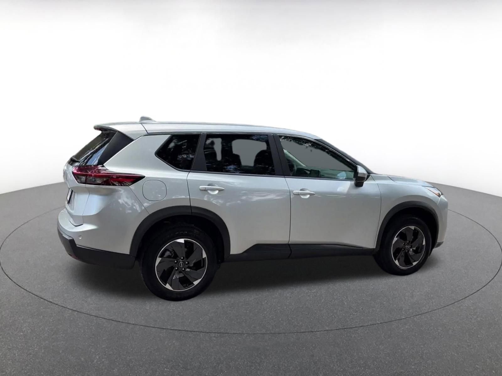 Thumbnail: 2025 Nissan Rogue - 15