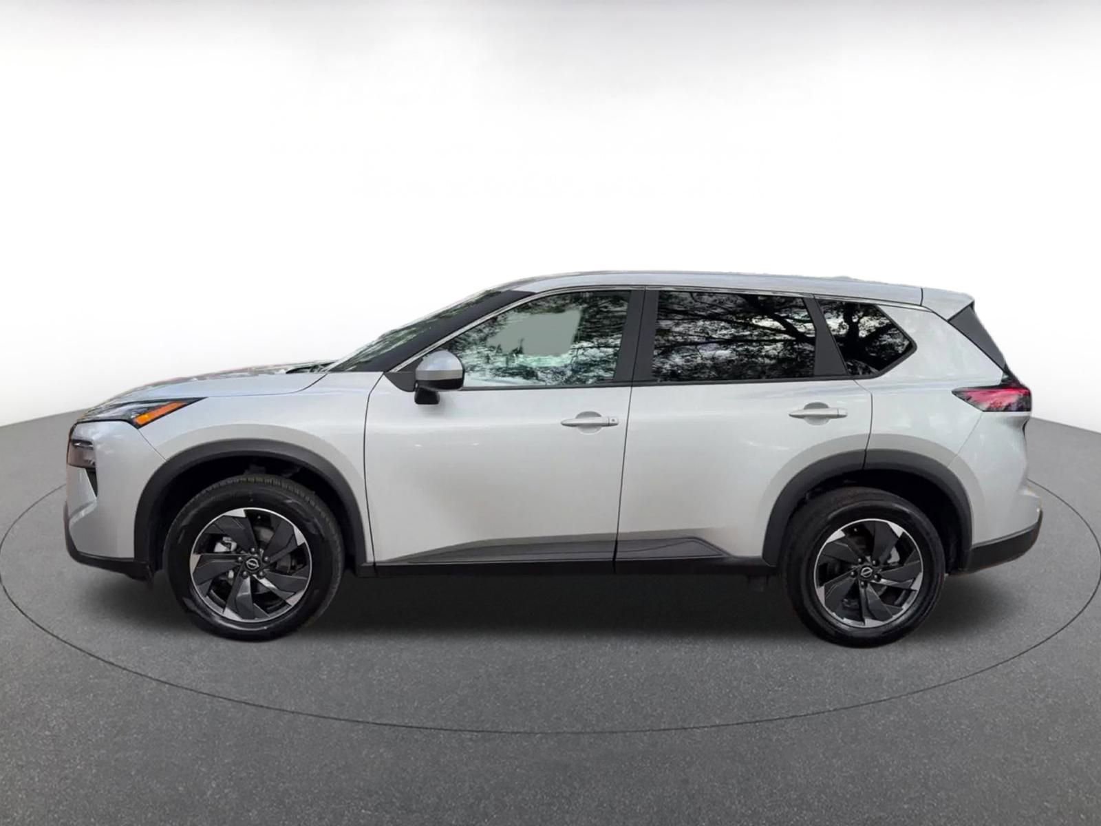 Thumbnail: 2025 Nissan Rogue - 9