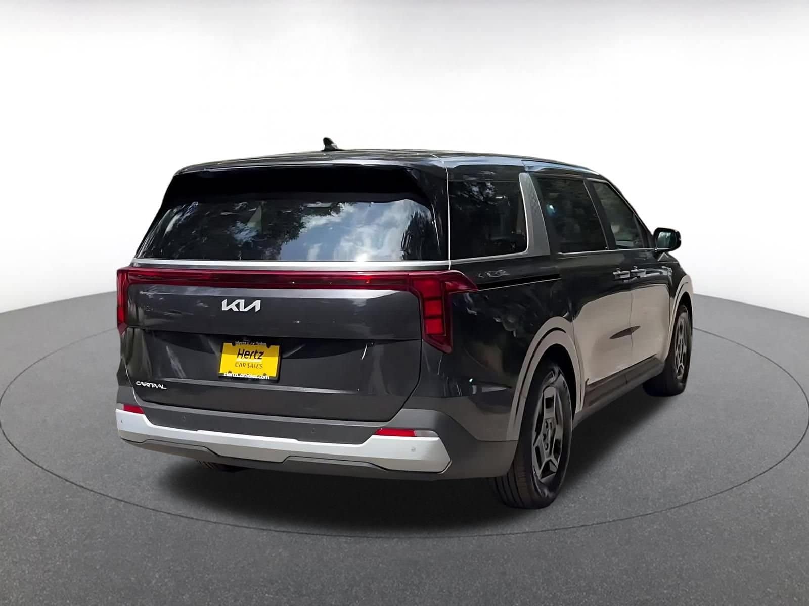 Thumbnail: 2026 Kia Carnival - 14