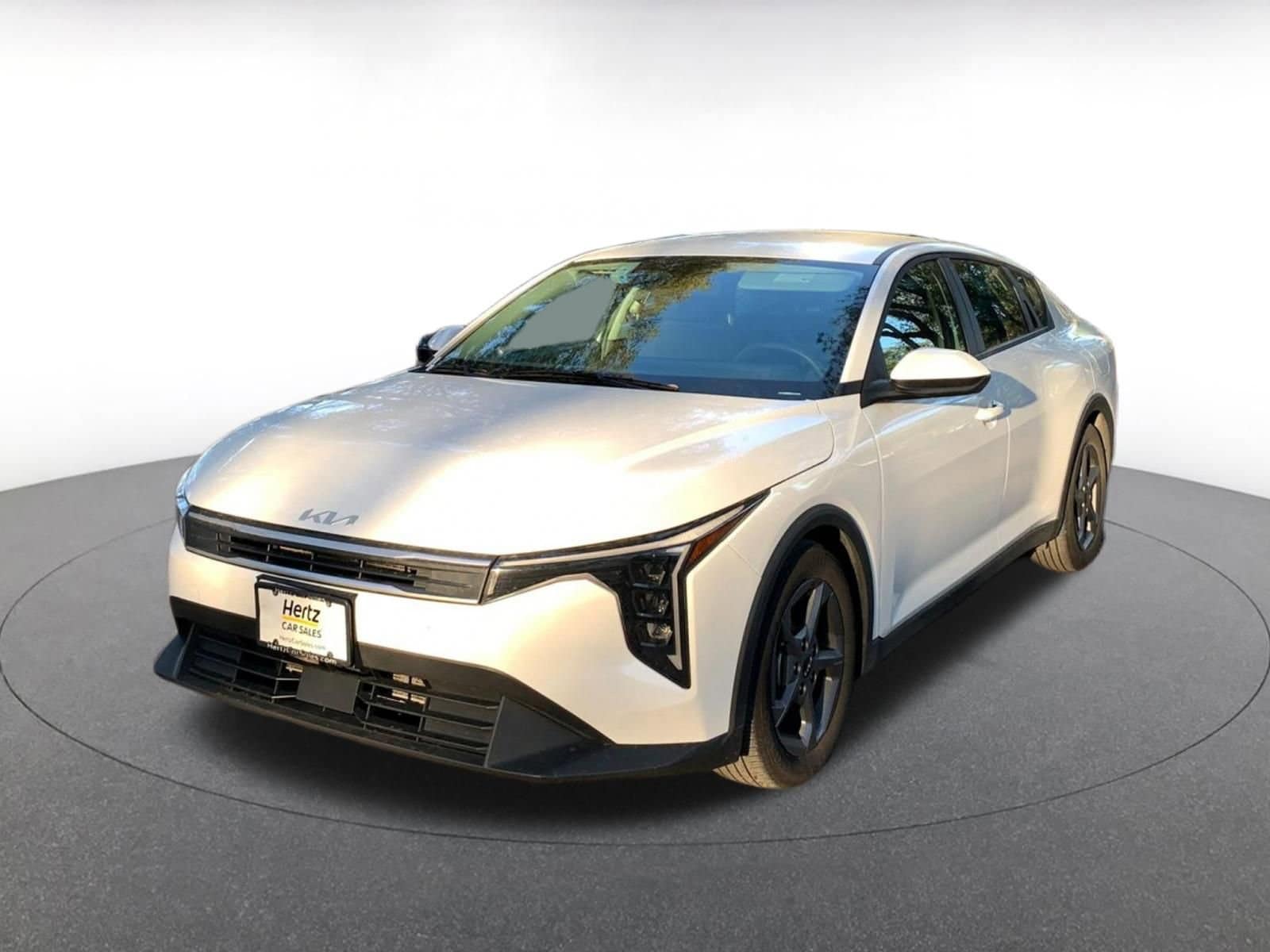 Thumbnail: 2025 Kia K4 - 3