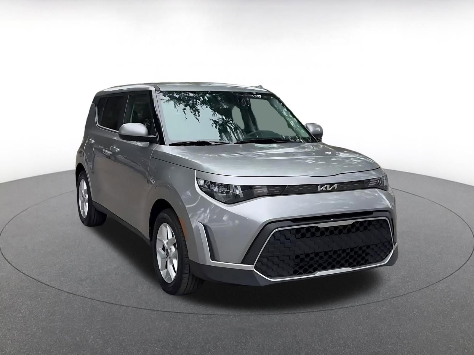 Thumbnail: 2025 Kia Soul - 3