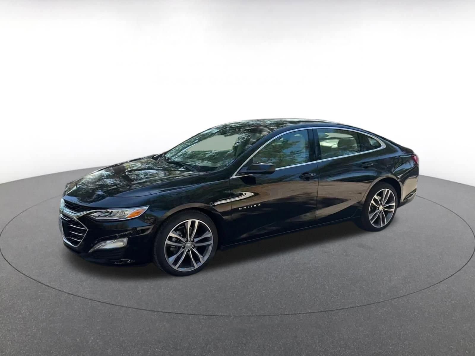 Thumbnail: 2024 Chevrolet Malibu - 8