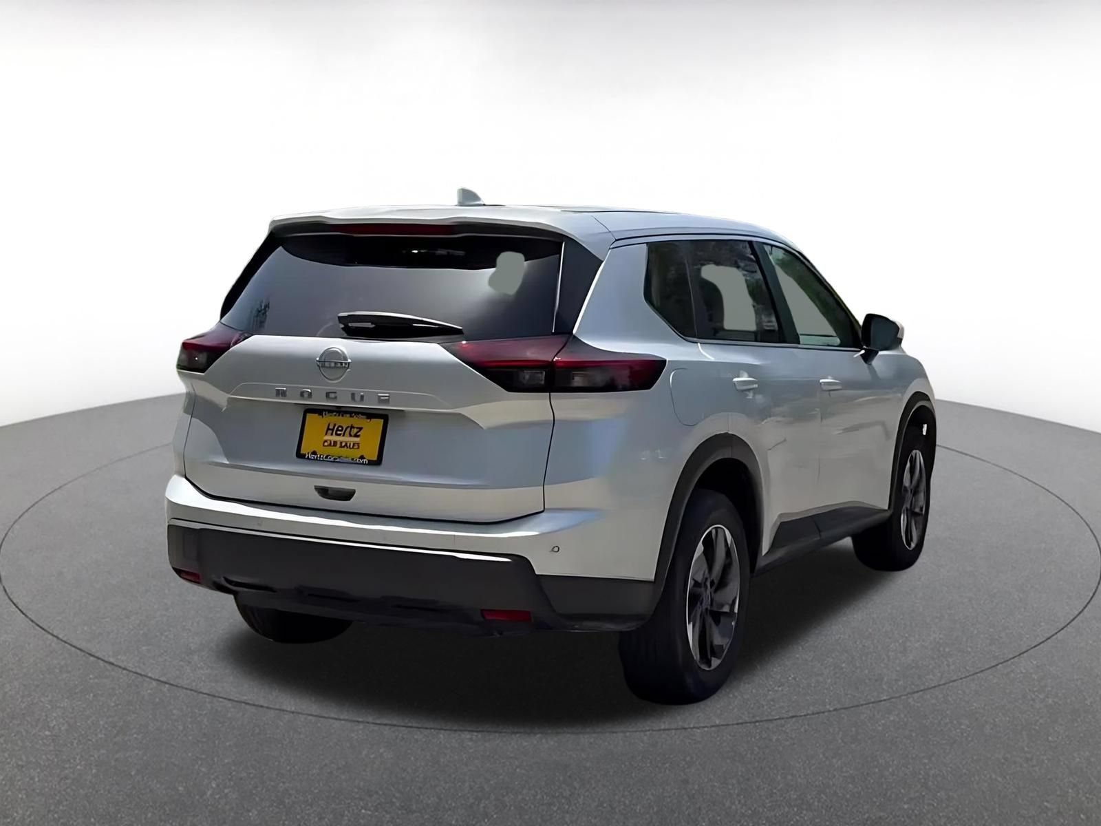 Thumbnail: 2025 Nissan Rogue - 15