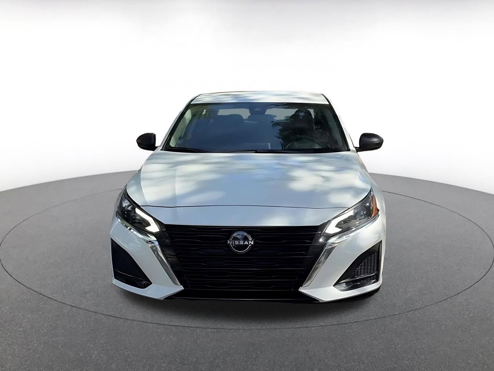 Thumbnail: 2025 Nissan Altima - 11