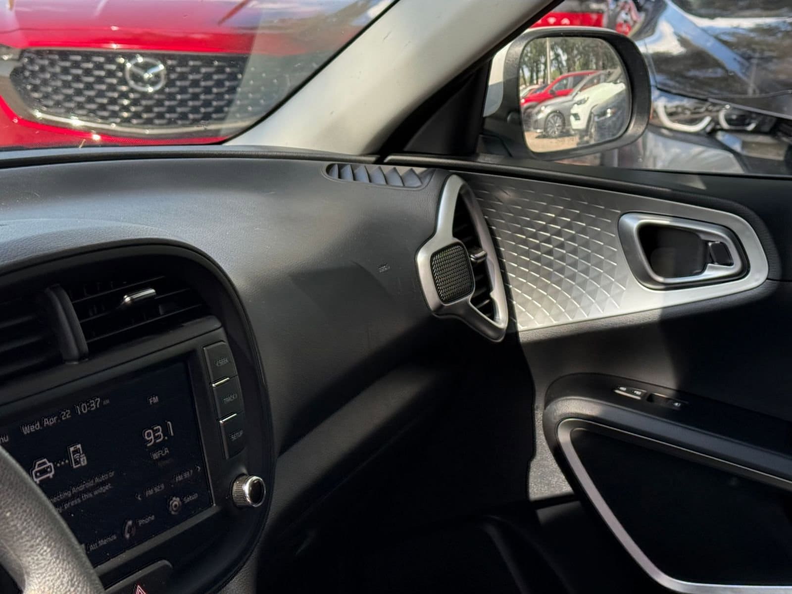Thumbnail: 2025 Kia Soul - 32