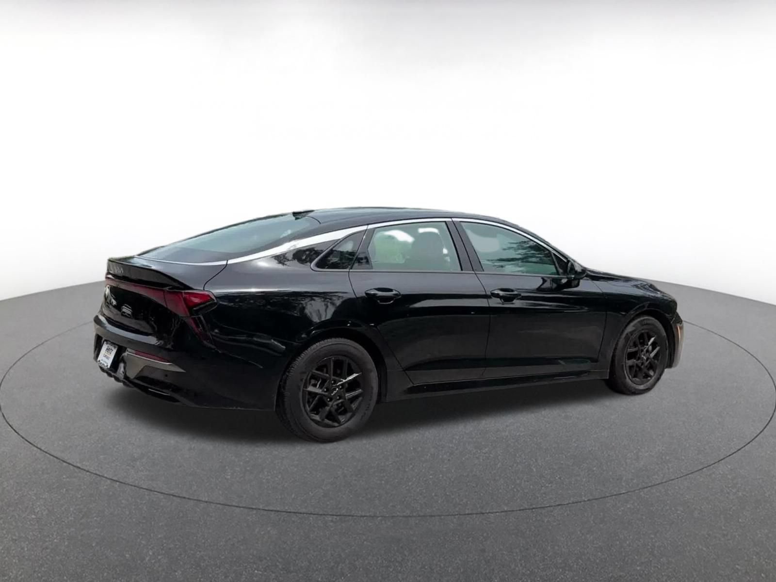 Thumbnail: 2025 Kia K5 - 15
