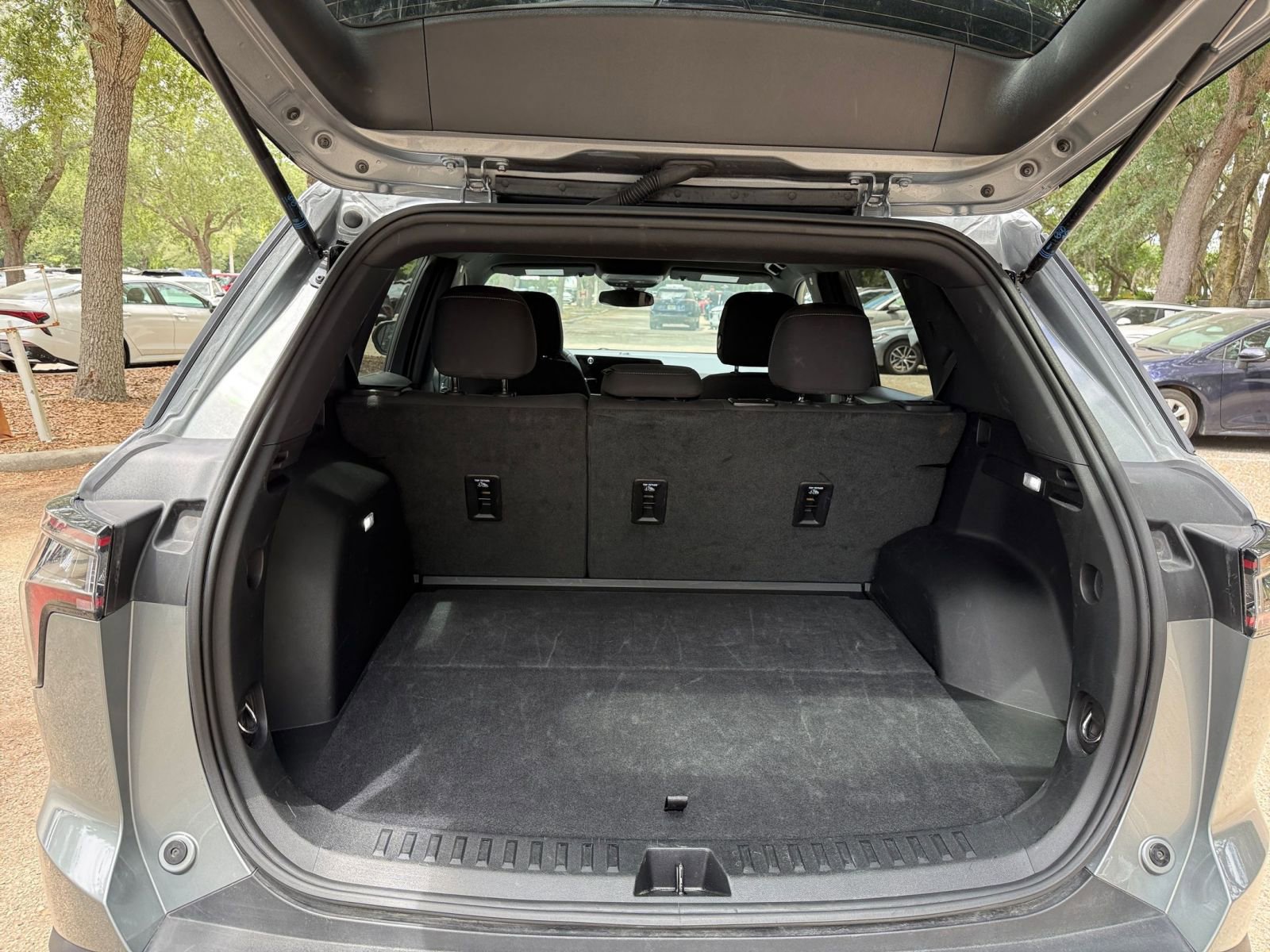 Thumbnail: 2025 Chevrolet Equinox - 29