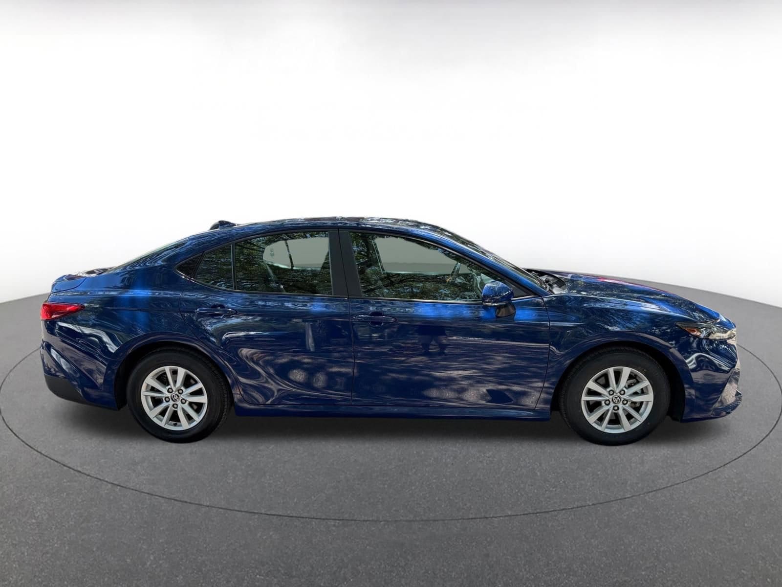 Thumbnail: 2025 Toyota Camry - 25