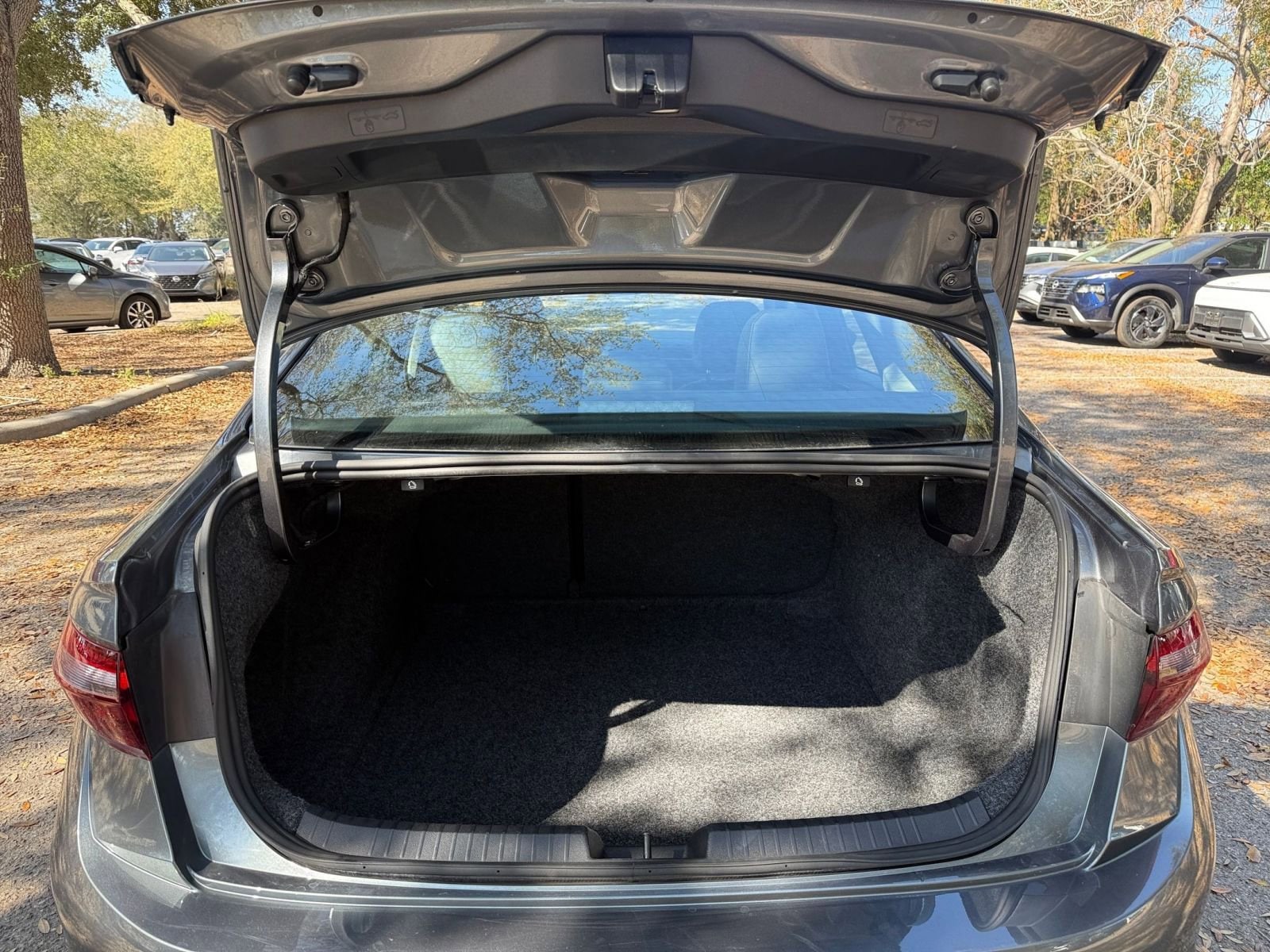 Thumbnail: 2025 Volkswagen Jetta - 25