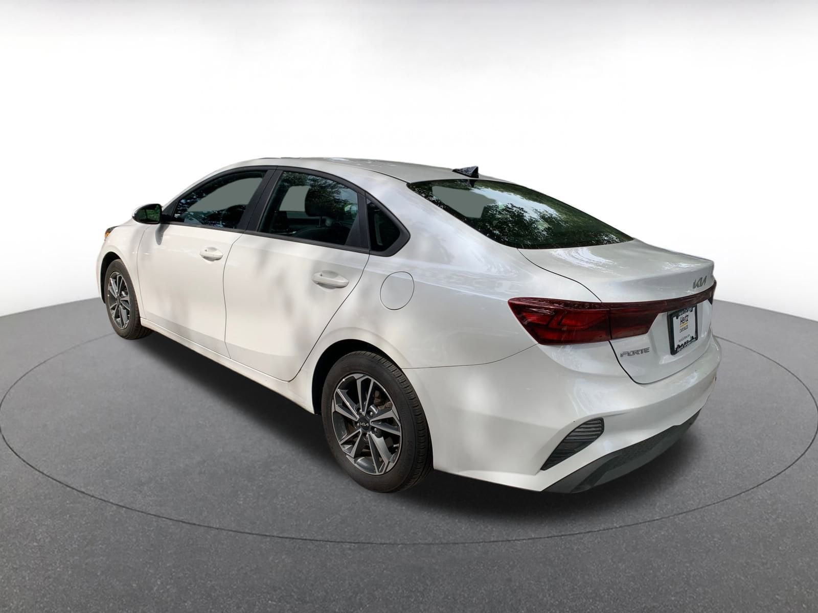 Thumbnail: 2024 Kia Forte - 5