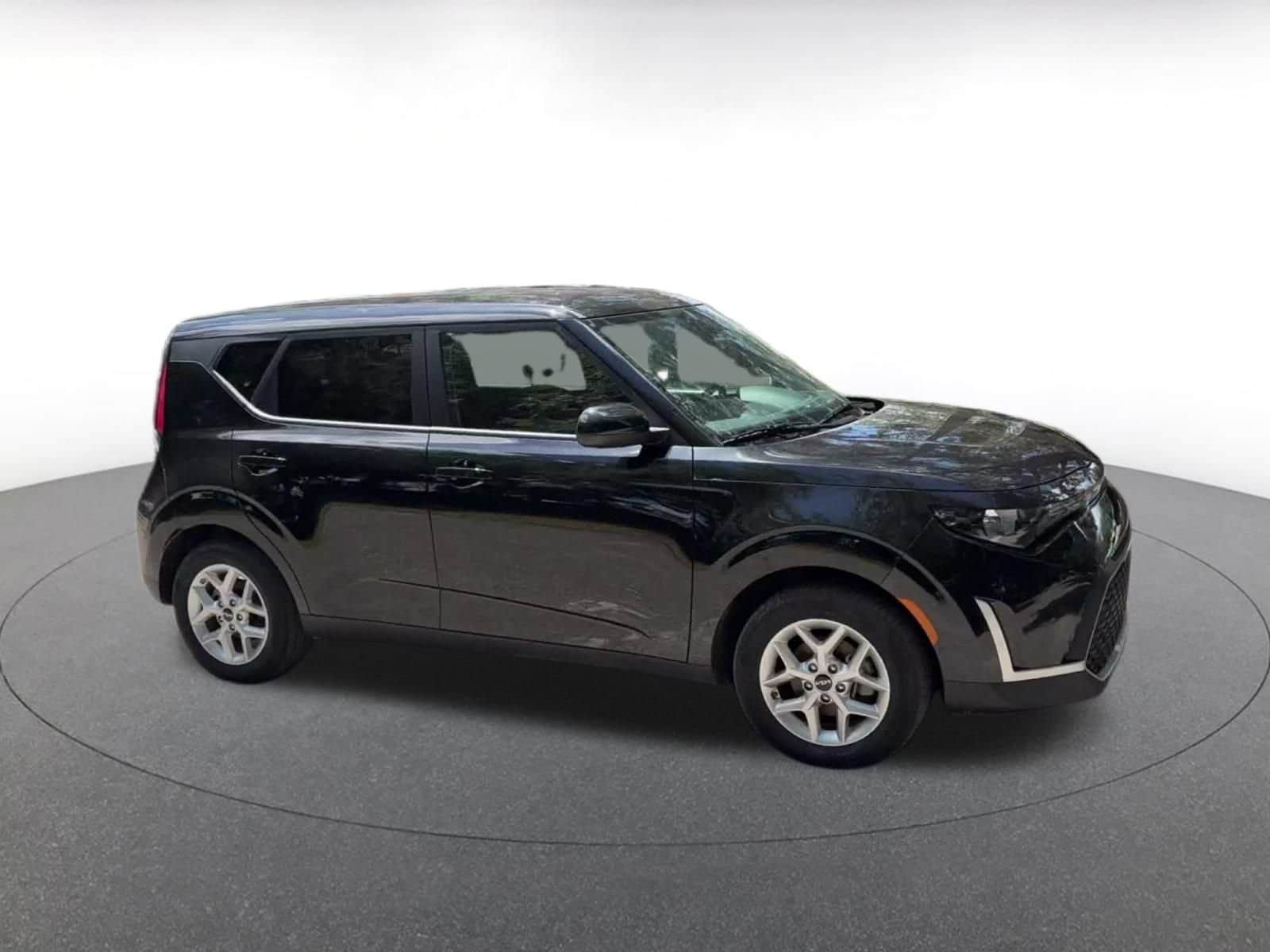 Thumbnail: 2025 Kia Soul - 2